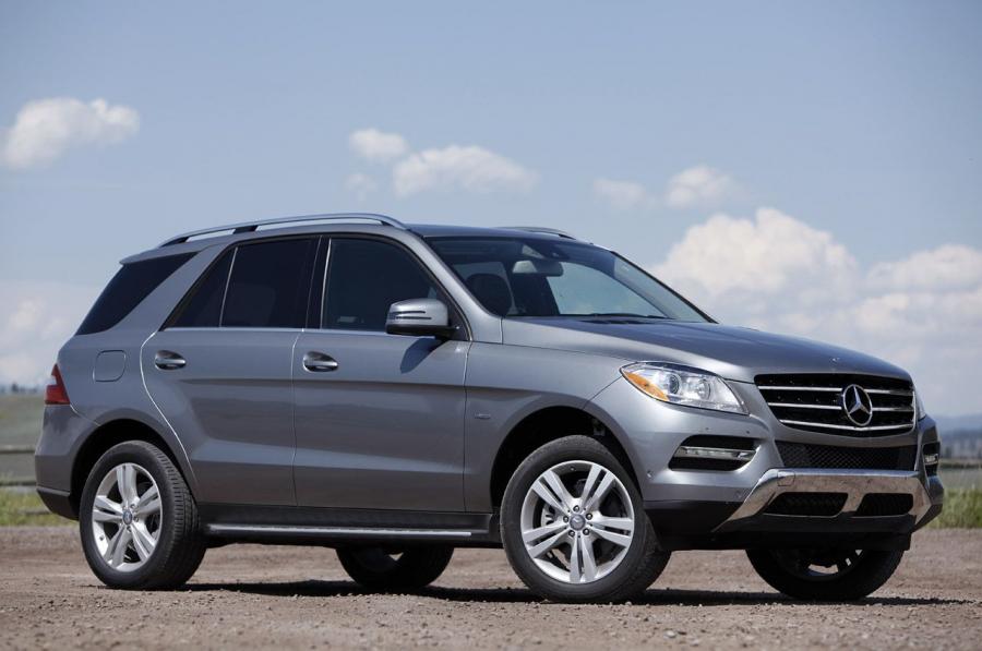  Mercedes-Benz ML350 BlueTEC 4Matic 2012 года  (фото 3 из 43)